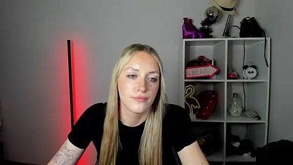 EvelynBlond