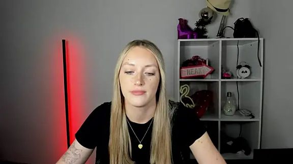 EvelynBlond