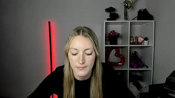 EvelynBlond