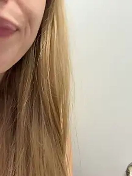 kira_mia