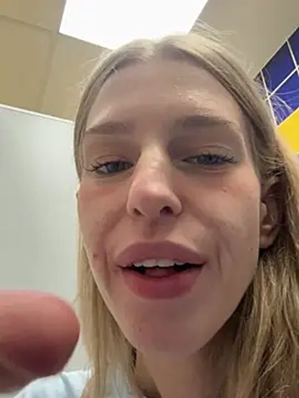 kira_mia