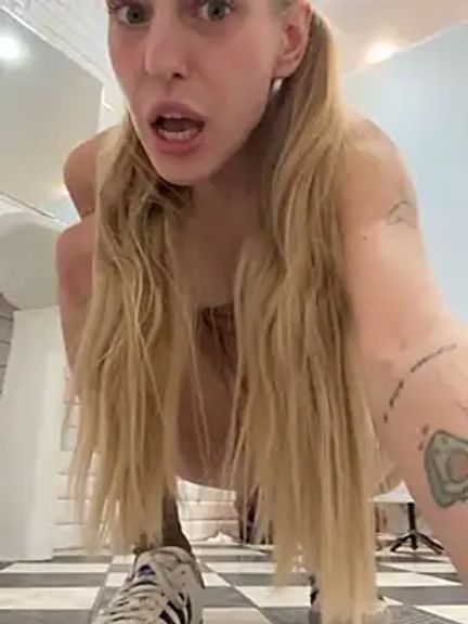 kira_mia