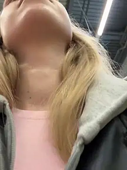 kira_mia