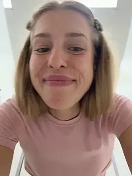 kira_mia