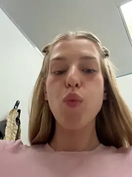 kira_mia