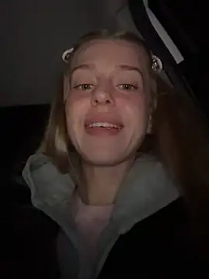 kira_mia
