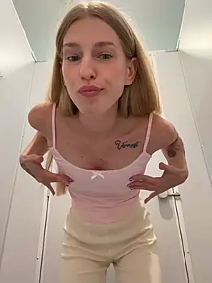 kira_mia
