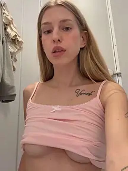 kira_mia