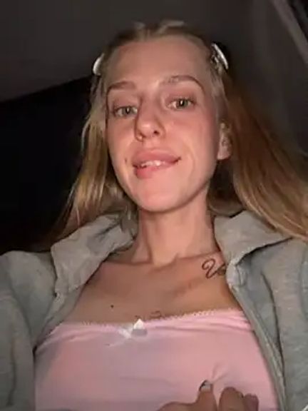 kira_mia