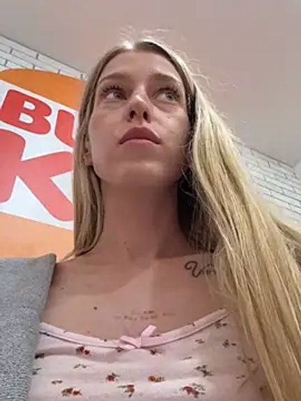 kira_mia