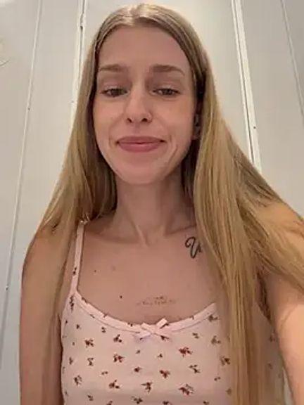 kira_mia