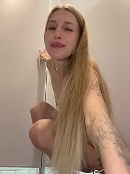 kira_mia