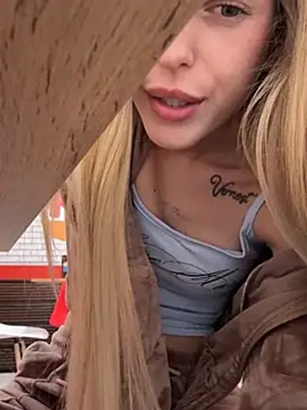 kira_mia