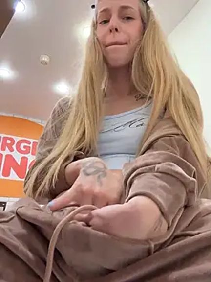 kira_mia