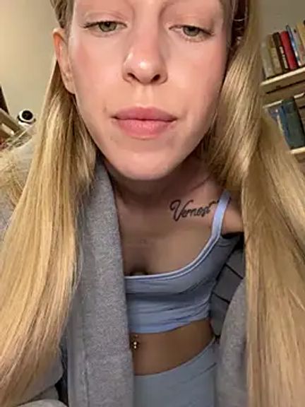 kira_mia