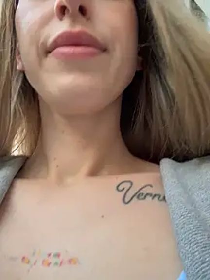 kira_mia