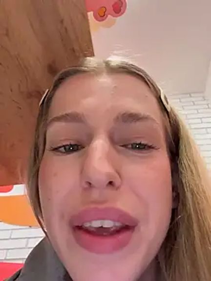kira_mia