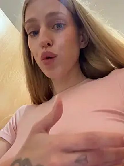 kira_mia