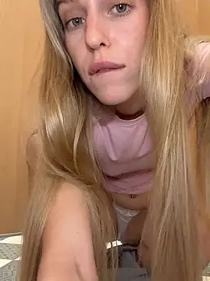 kira_mia