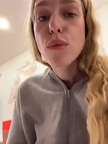 kira_mia