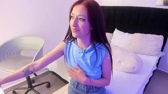 Scarlett__bell