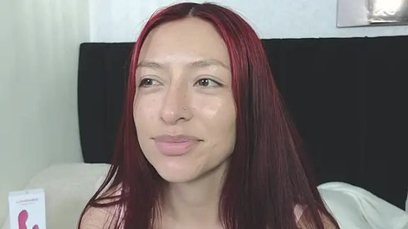 Scarlett__bell