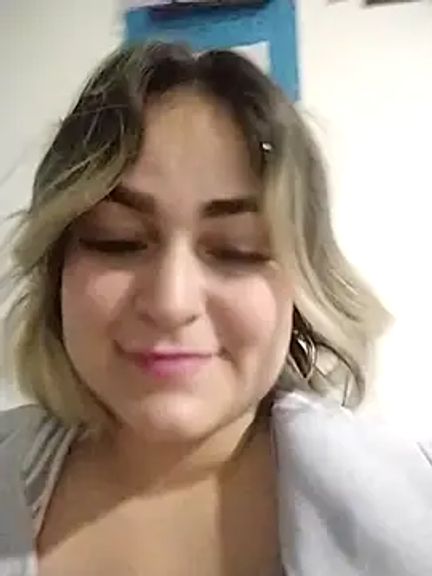 sexy_aurora_ourdoors