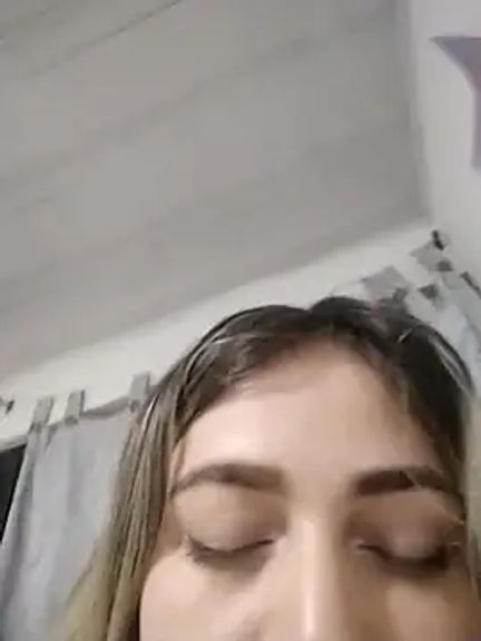 sexy_aurora_ourdoors