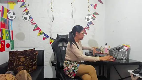 Miss_diosadenylon