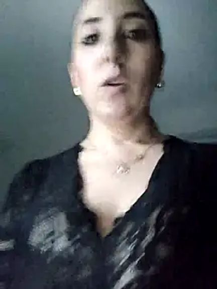 Mia_Novikov