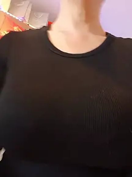 Mia_Novikov