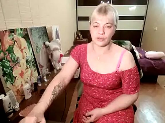 Lia_Laguna77