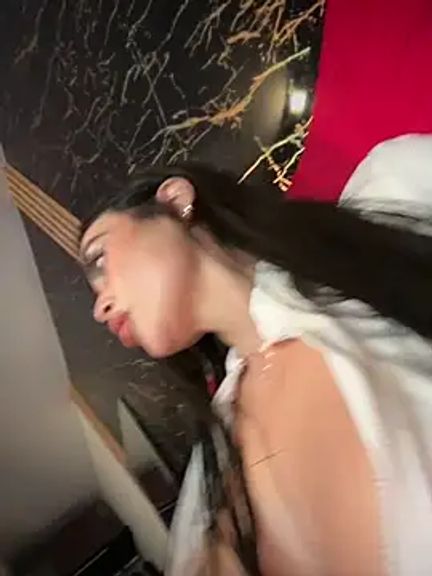 Alexandra_duque