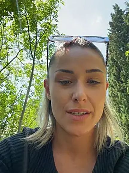 petrouchkaaa_