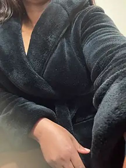 Bootyliciouse21X