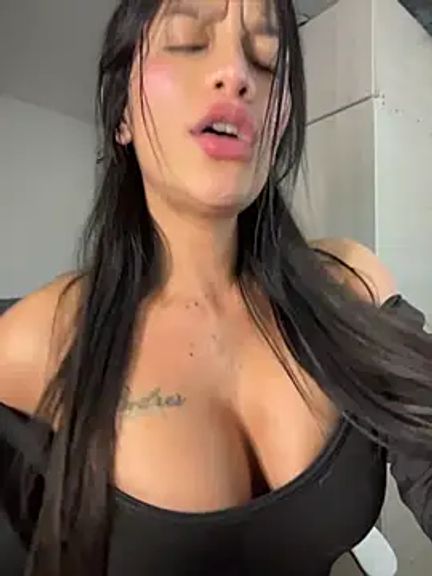 Emmily_19