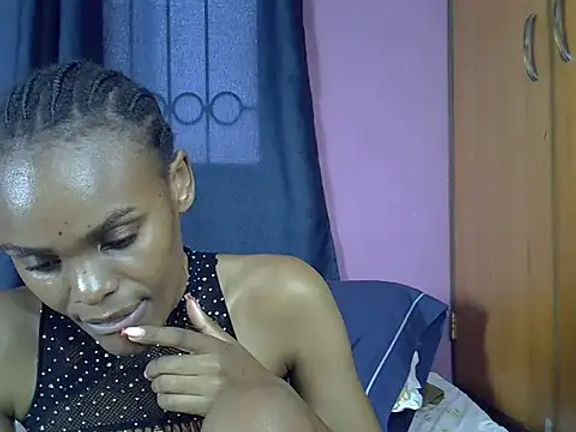 Queen_petite_