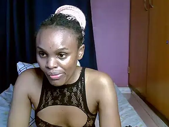Queen_petite_