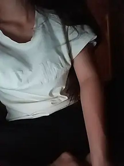Hilary-123