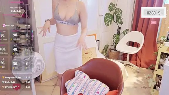 nayomi_34f