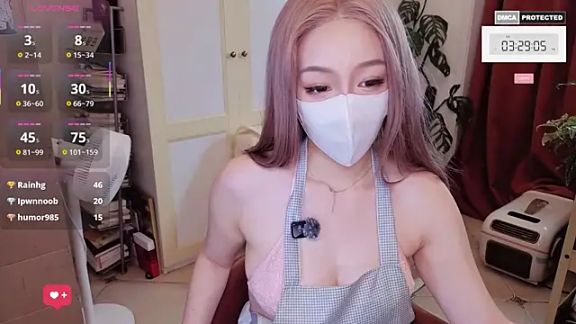 nayomi_34f