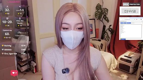 nayomi_34f