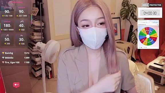 nayomi_34f
