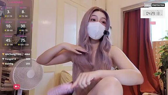 nayomi_34f