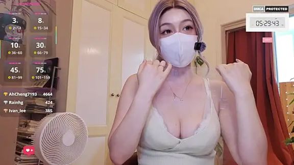 nayomi_34f