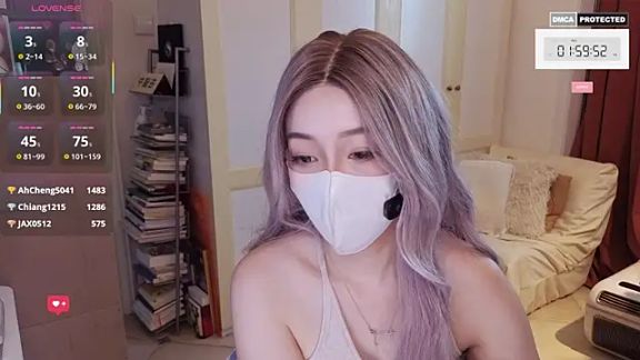 nayomi_34f