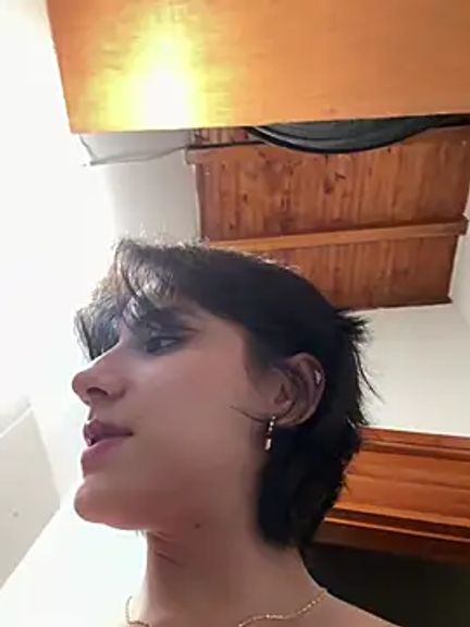 Ale_Lewis