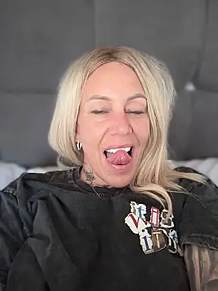 blondebitch2