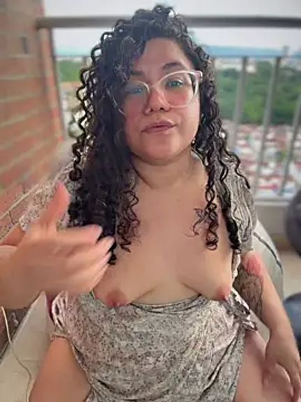 CurlyMilf_Vannexxxa