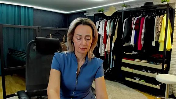 Julia_Cherry_